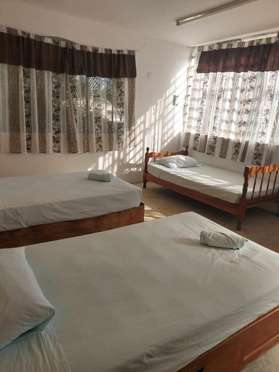 Casa De Ines Y Victoria Hotel Valladolid Kültér fotó